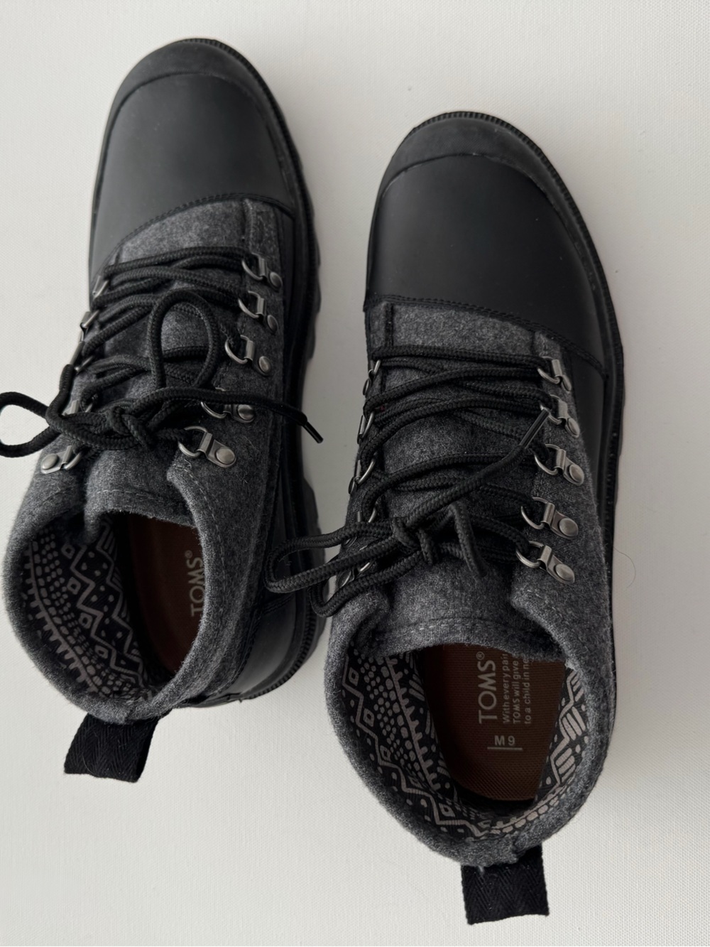 Toms Lace-Up Ankle Boots Sz 9